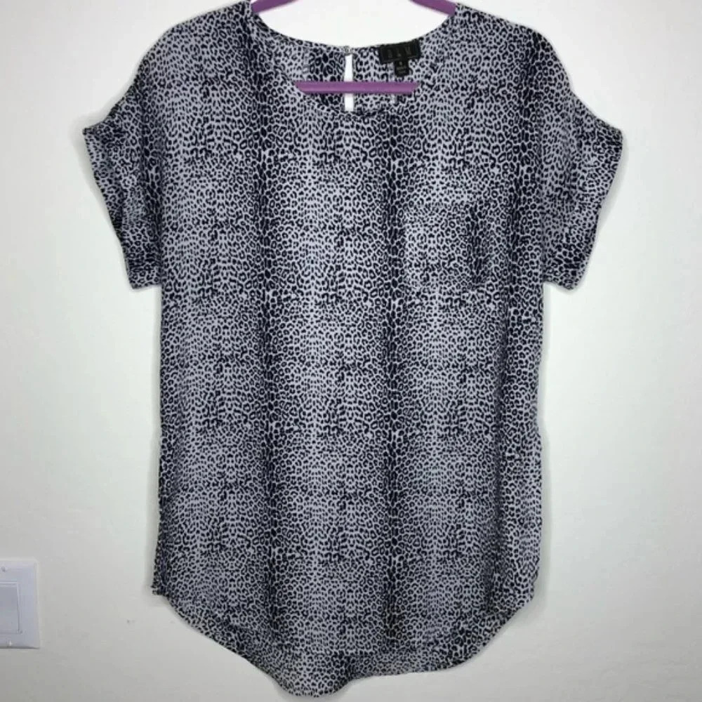 OLM Black‎ & White Leopard Print Top